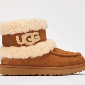 NWOT Ugg ULTRA Mini Fluff Brown Ankle Boots Size 5